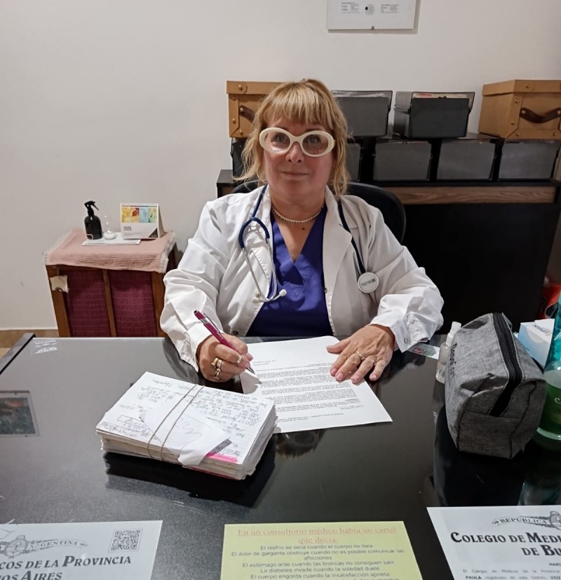 La doctora que atiende a toda hora